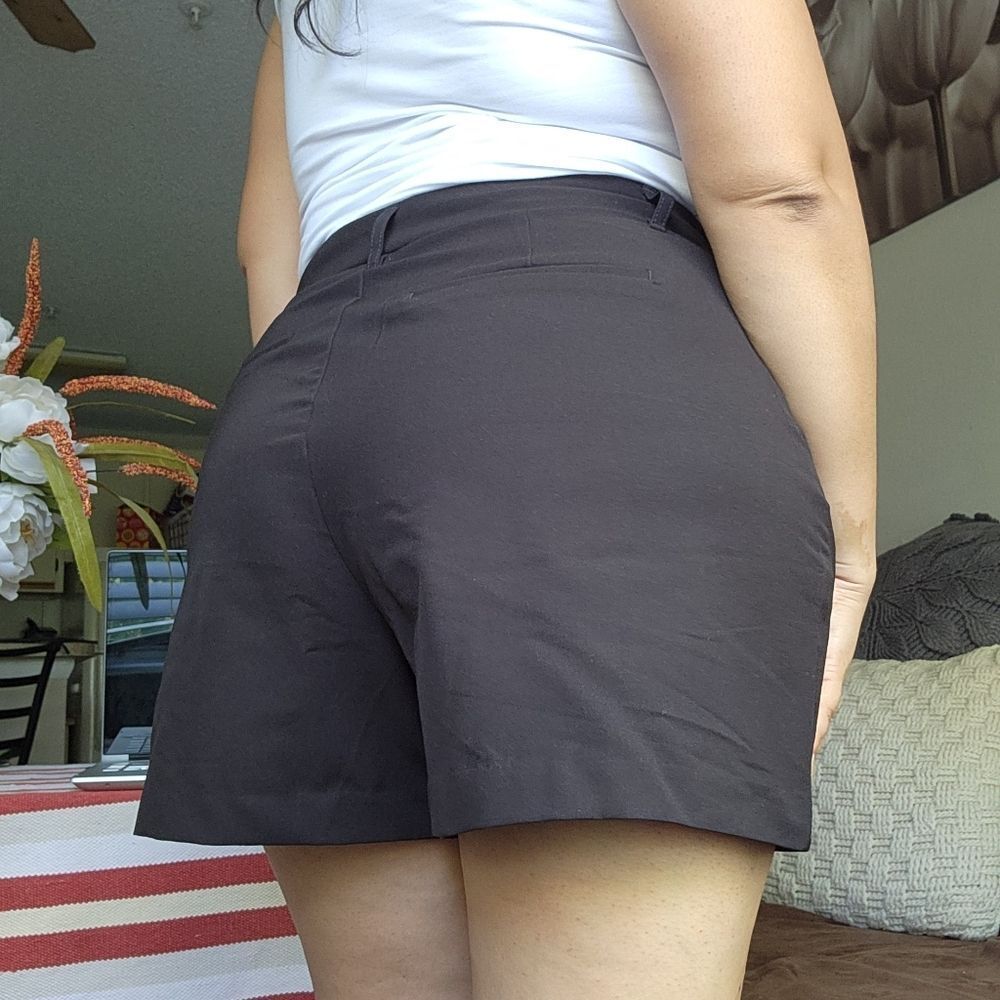 NAUTICA Women Black Shorts Dressy Casual With Pockets & Pleats Size 10 and 12 - Picture 4 of 15